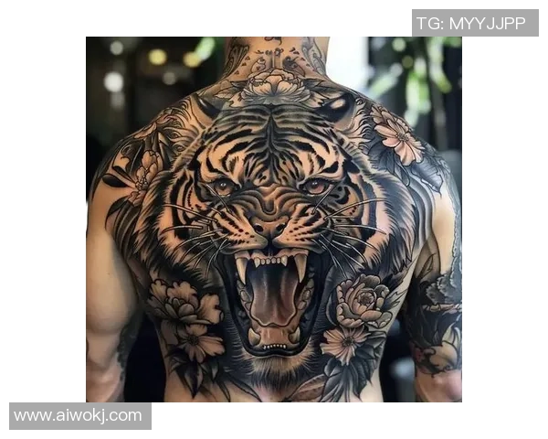 足球明星背部纹身老虎图案揭示个性与力量的完美结合 足球明星背部纹身老虎图案揭示个性与力量的完美结合